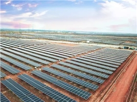 印度Pavagada Solar Park的300MW光伏電站順利并網.jpg